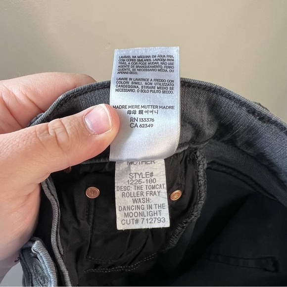 MOTHER Black Jeans The Tomcat Roller Fray Women's Size 25 Dark Flare Wide Leg - Picture 10 of 10